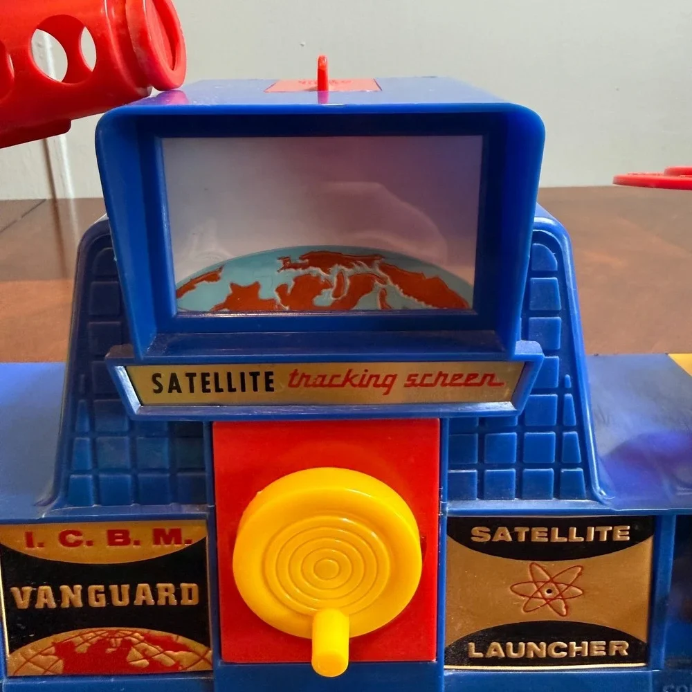 Vintage‎ 1960s REMCO ICBM Vanguard Satellite Launcher Toy w/ Box